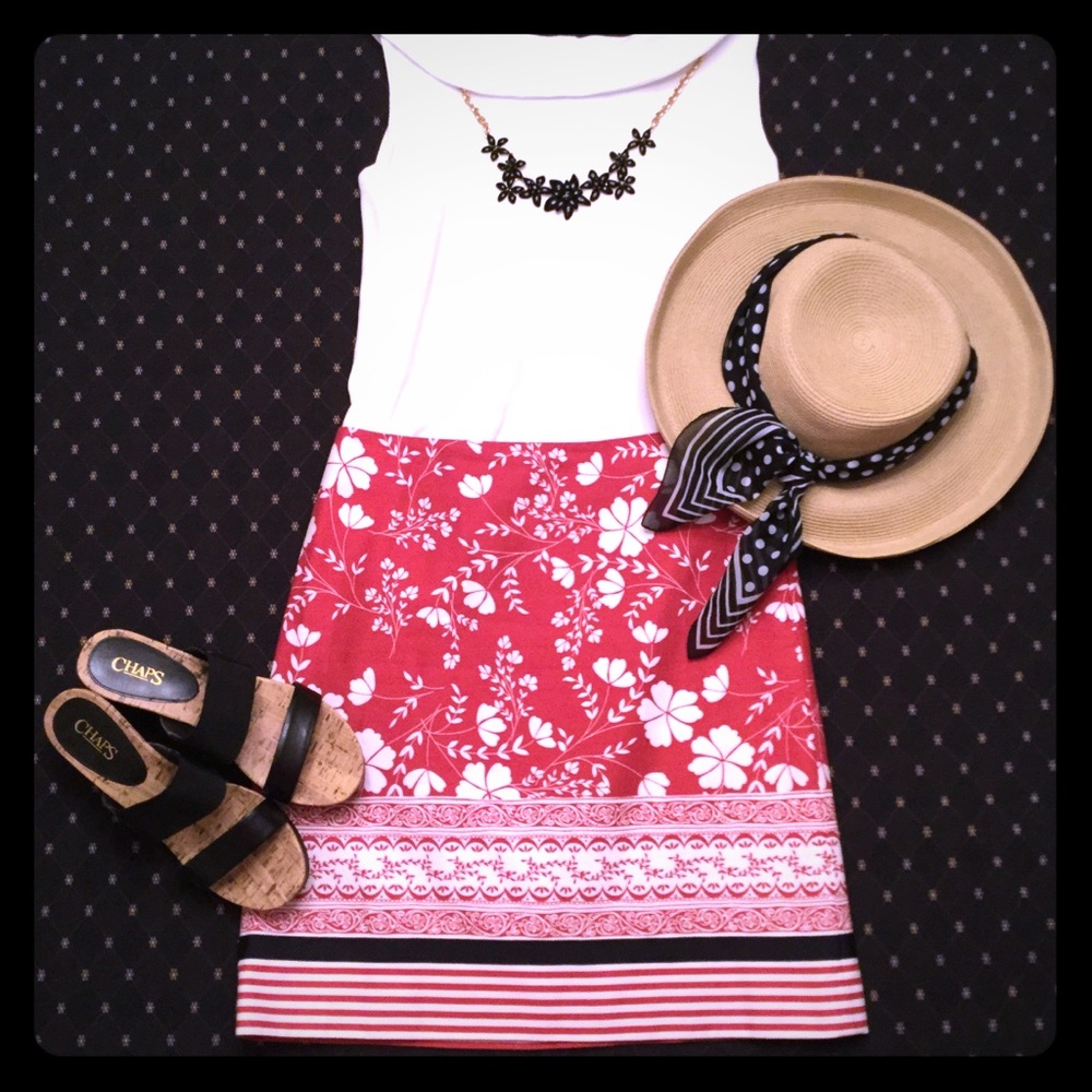 Bright Pink Skirt -Ann Taylor LOFT,cruise, resort wear, size 4 floral summer